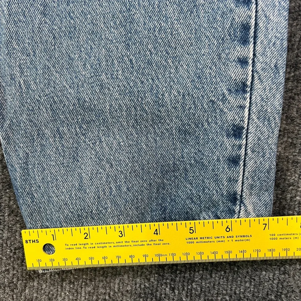 Levi's 550 Jeans Mens 32x32.5 Blue Denim Cotton Light Wash Mid Rise Straight Leg